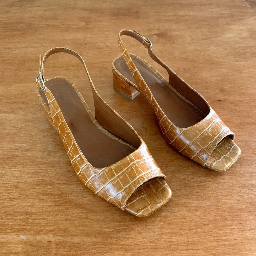 by far caronline croc slingback heels in tan / sz- 39 (fits 9)